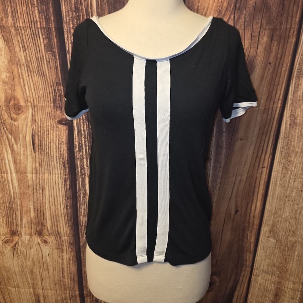 Anthropologie Maeve V Back Tee Size XS Black/White - Picture 2 of 9